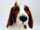 Copper the Basset Hound, needlefelted, front view, close-up